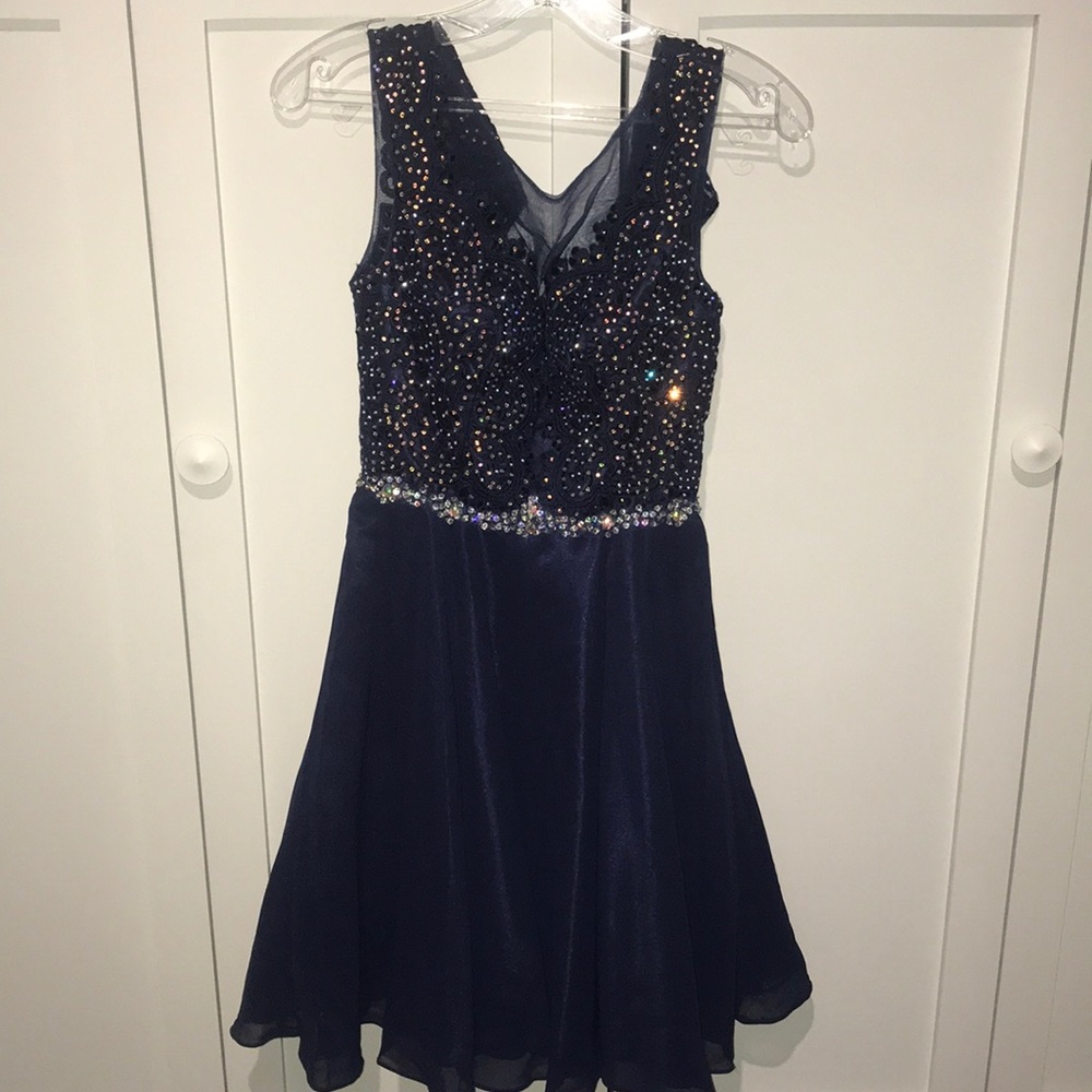 Navy prom dress - Picture 3 of 7